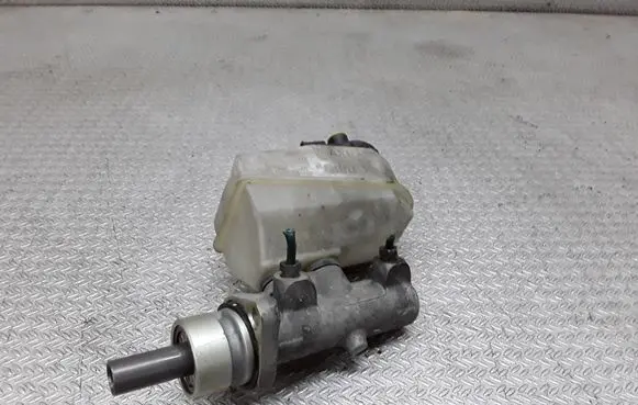 Renault Scenic I Master brake cylinder 7700436913
