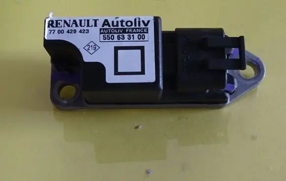 Renault Megane I Airbag deployment crash/impact sensor 7700429423