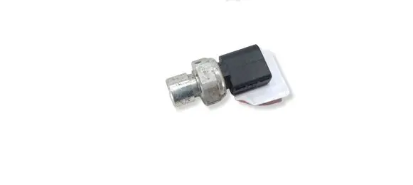 Skoda Octavia Mk3 (5E) Air conditioning (A/C) pressure sensor 5Q0959126A