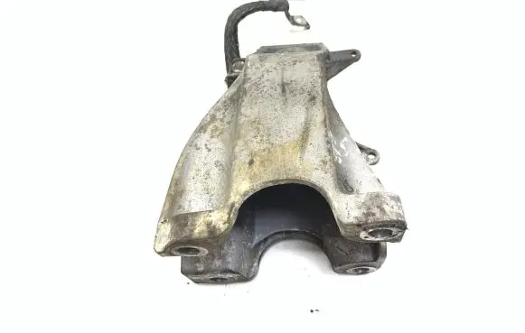 BMW X5M E70 Engine mounting bracket 6780143 678014302
