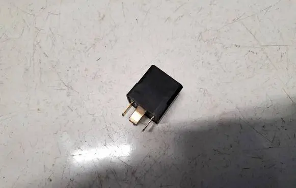 Jeep Grand Cherokee (WK) Other relay 04692181AA