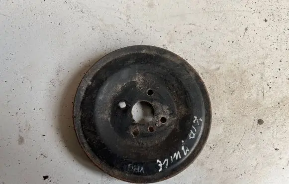KIA Joice Water pump pulley 