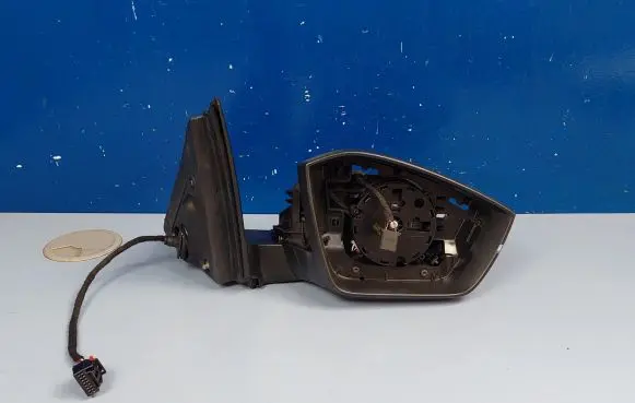 Skoda Scala Front door electric wing mirror E90411758