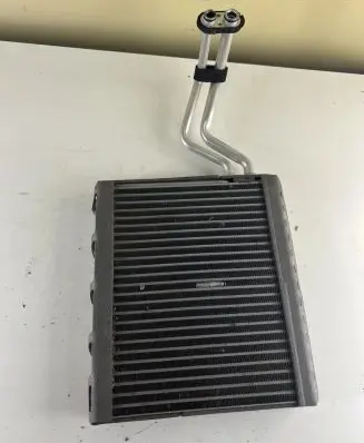 Nissan Patrol Y61 Air conditioning (A/C) radiator (interior) 