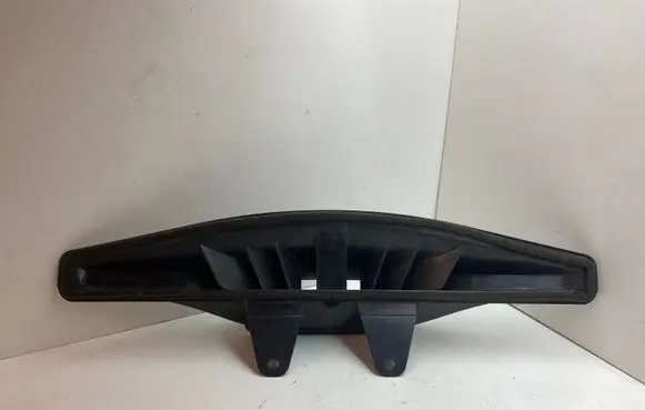 Audi A1 Dash center air vent grill 8X0858431