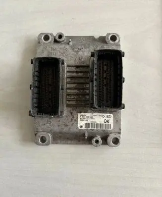 Opel Astra H Engine control unit/module ECU 55351133 1039S11978