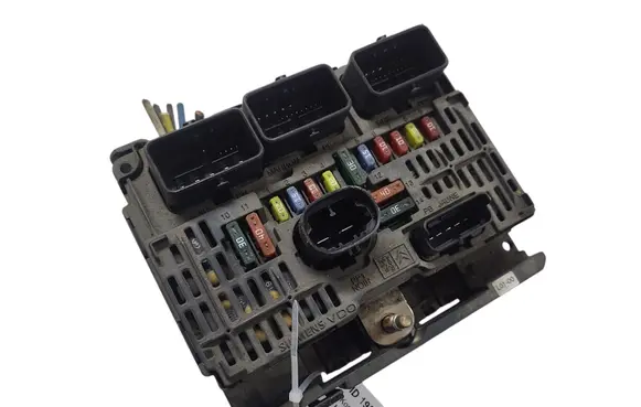 Peugeot 407 Comfort/convenience module 9656086080 BSML0100 S118983001