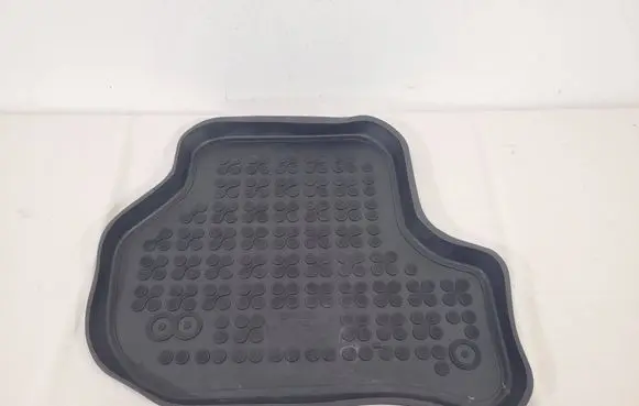 Volkswagen Golf V Rear floor mat 