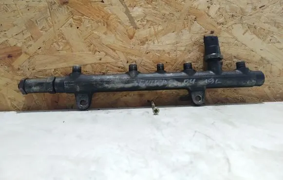 Renault Scenic II - Grand scenic II Fuel main line pipe 0445214024 8200347176