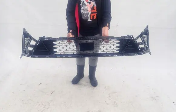 KIA Ceed Front bumper lower grill