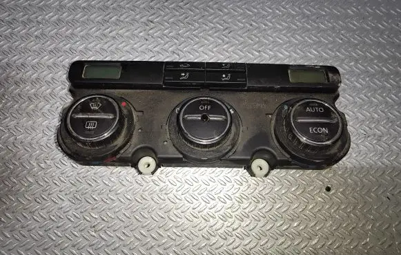 Volkswagen Touran I Climate control unit