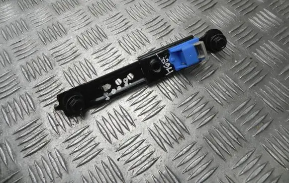 Hyundai Kona I Front seatbelt 008