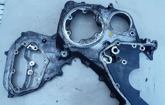 Nissan Primera Timing chain cover 
