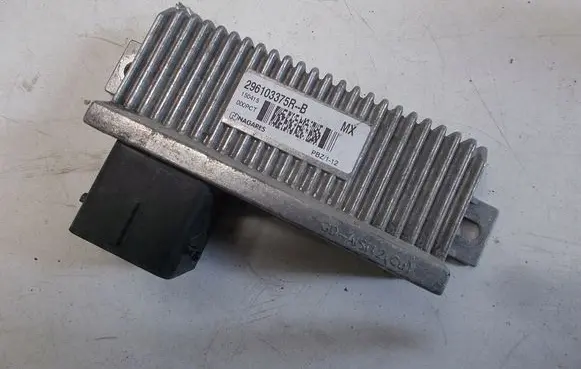 Renault Zoe Glow plug pre-heat relay 296103375R