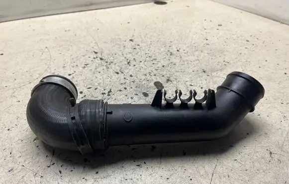 Volkswagen Golf V Intercooler hose/pipe 3C0145770B