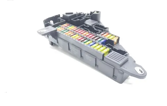 BMW 5 E60 E61 Fuse module 913883001 518956057
