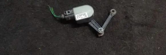 Audi Q7 4L Air suspension front height level sensor 7L6616213
