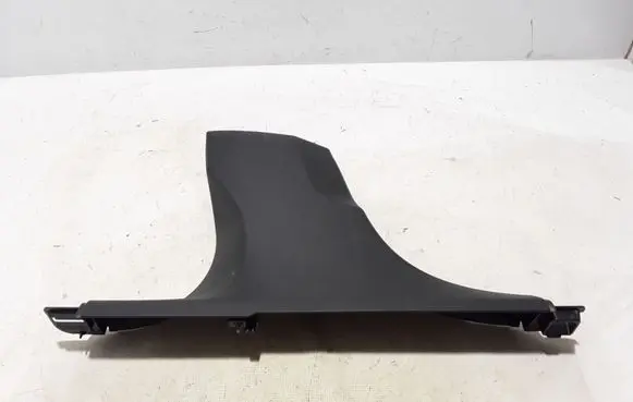 Volvo XC60 (B) pillar trim (bottom) 31425697