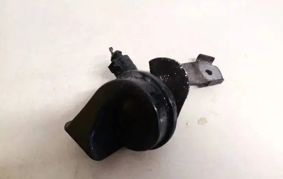 Volkswagen PASSAT B4 Horn signal e9001157