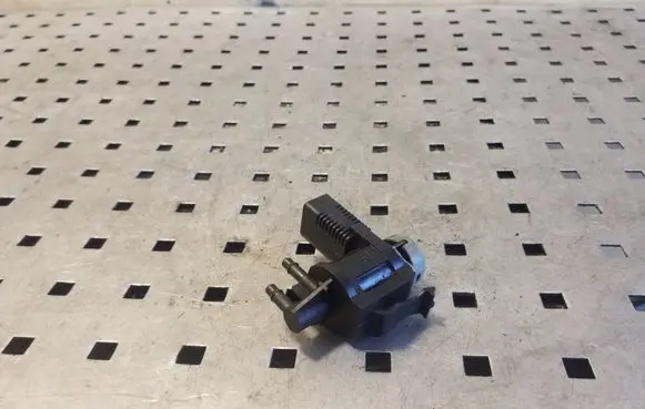 Audi A5 8T 8F Turbo solenoid valve 1K0906283A