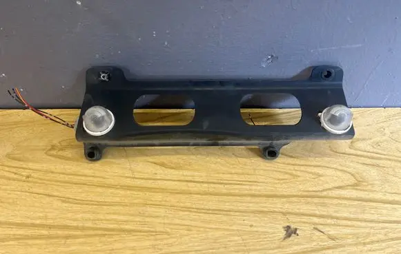 Suzuki Grand Vitara II Number plate light 7181265J00