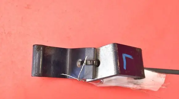 Opel Corsa D Tailgate/trunk/boot hinge
