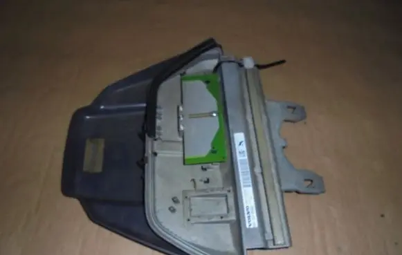 Volvo XC90 Voltmeter POZOSTAE