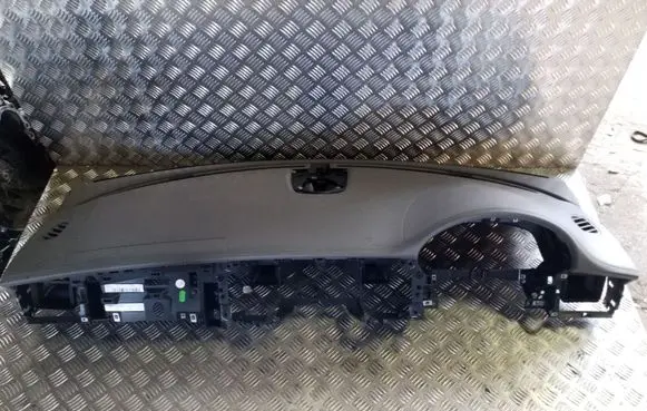 Jaguar XF X250 Dashboard 8X23F04320B