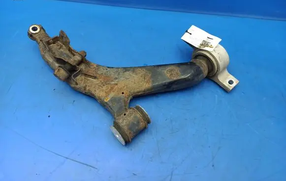 Lexus IS 220D-250-350 Front lower control arm/wishbone LEXUSIS