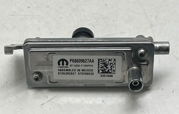 Jeep Grand Cherokee WL Windshield/windscreen camera P68609627AA S1053R287
