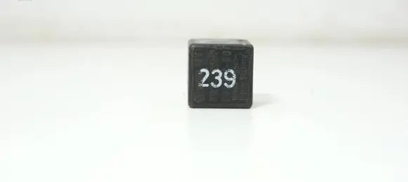 Audi A6 S6 C4 4A Other relay 445955529A