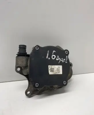 Volkswagen Golf VI Vacuum pump 03L145207