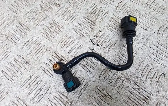 Land Rover Range Rover Sport L320 Fuel return line/hose PB562