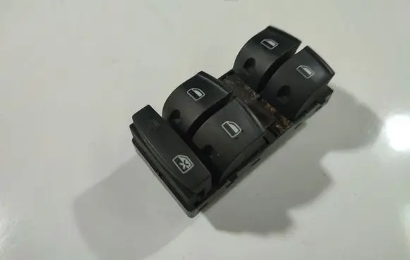 Audi A6 S6 C6 4F Electric window control switch