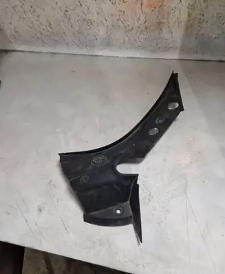 Citroen C6 Under headlight/headlamp trim 9652333877