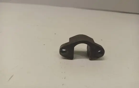 BMW X5 E53 Fuel Injector clamp holder 