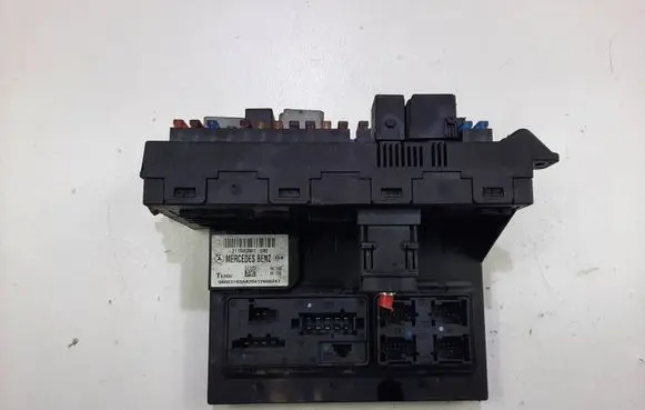Mercedes-Benz E W211 SAM control unit 2115453901