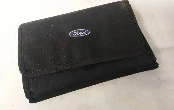 Ford Focus Owners service history hand book 