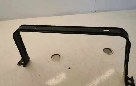 Volkswagen T-Cross Fuel tank mounting bracket 2Q0201655A
