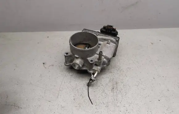 Lexus IS 220D-250-350 Throttle valve 2203031020