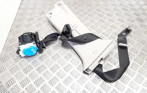 Mazda CX-5 II Front seatbelt TKAH3EH983