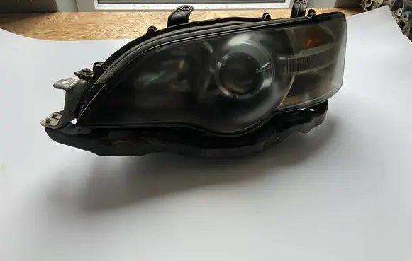 Subaru Legacy Headlight/headlamp