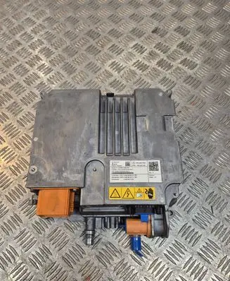 Mercedes-Benz EQA Voltage converter inverter A0009009935