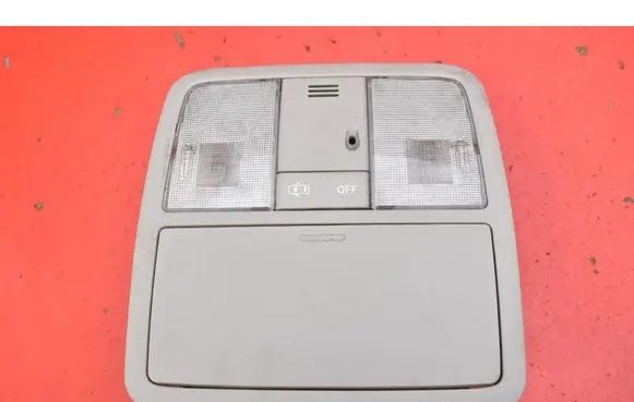 Toyota Auris E180 Boot/trunk interior light 8126002570AJ
