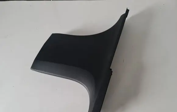 Volvo XC90 (B) pillar trim (bottom) 31363584