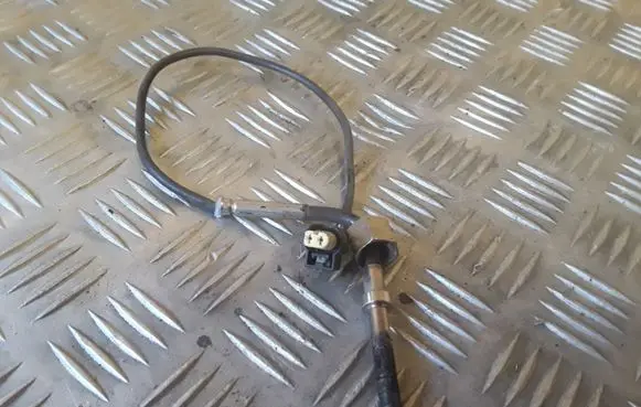 Mercedes-Benz Sprinter W906 Exhaust gas temperature sensor A0009054005