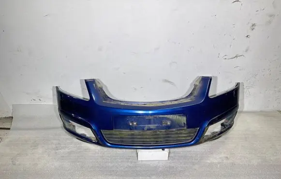 Opel Zafira B Front bumper