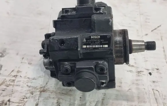 Audi A6 S6 C6 4F Fuel injection high pressure pump 059130755S 0445010154