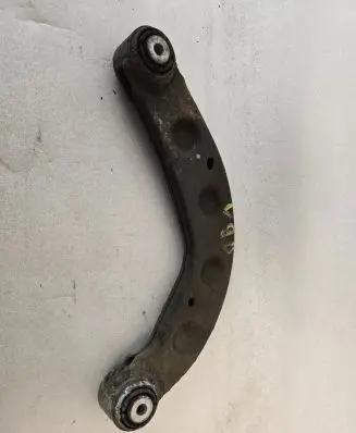 Rear control arm