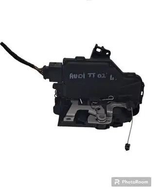 Audi TT Mk1 Front door lock 8N1837015 8N1837015B